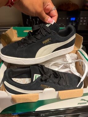 adidas Womens Sneakers in Black